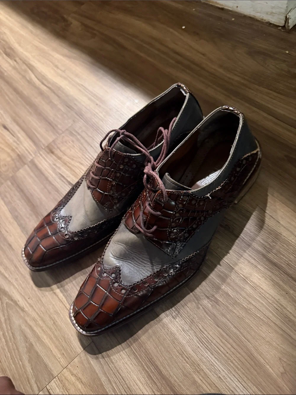 Men's Two-Tone Brown & Gray Wingtip Lace-Up Shoes
